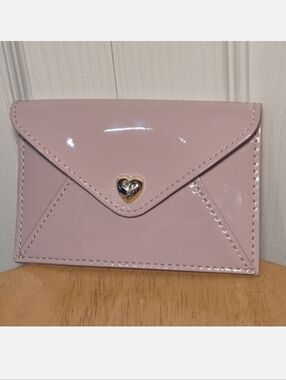 Juicy Couture Light Pink Envelope Card Holder With Gold Toned Heart Closure